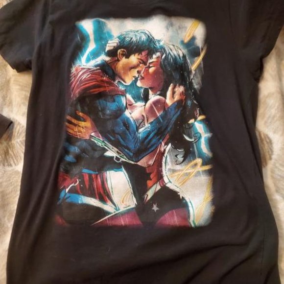 Hot Topic Tops - Wonder Woman & Superman Shirt